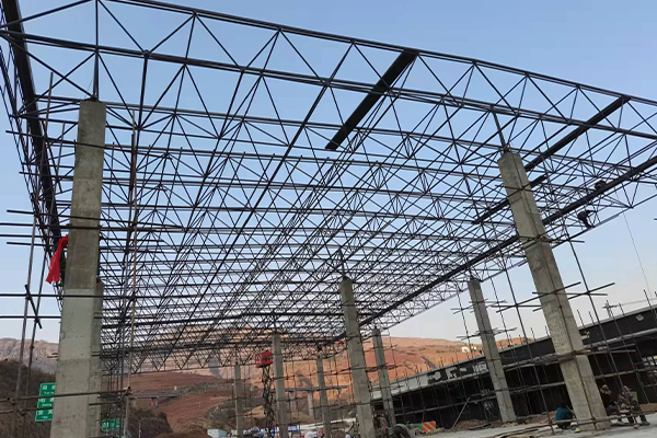 冷水江钢结构网架图片